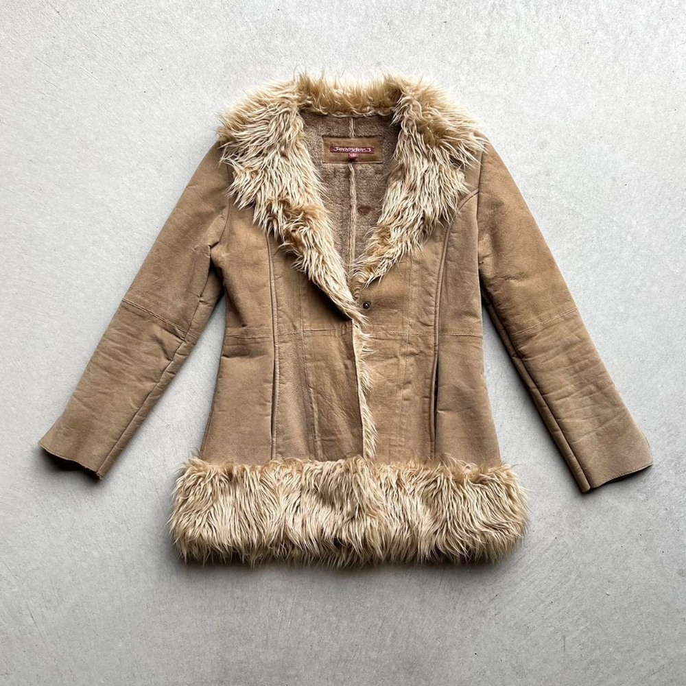 SOLD vintage Y2K suede penny lane/ afghan style jacket 🍒  -